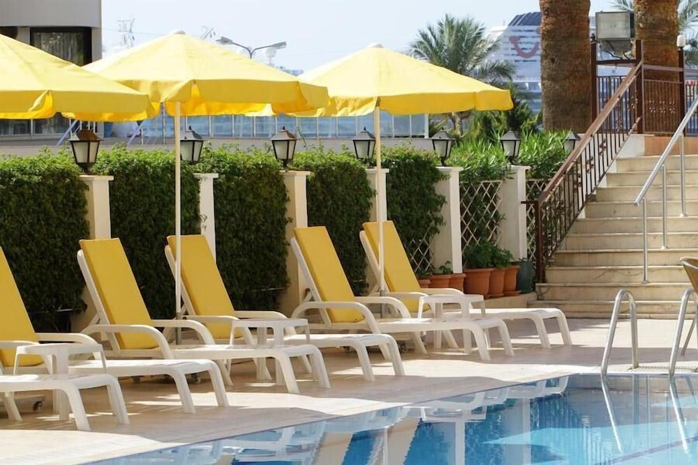 Palm Hotel Кушадасы Экстерьер фото